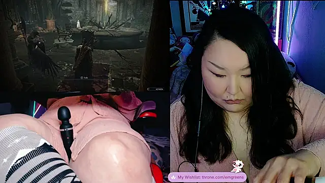 Snapshot of EmGreens chatting on 01-10-26, 05:31 EmGreens online show from 01-10-26, 05:31