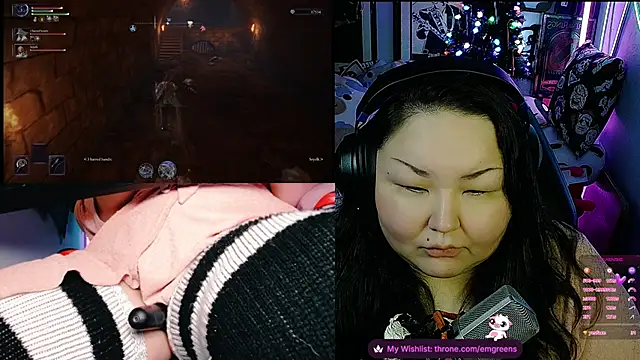 Snapshot of EmGreens chatting on 03-05-26, 06:31 EmGreens online show from 03-05-26, 06:31