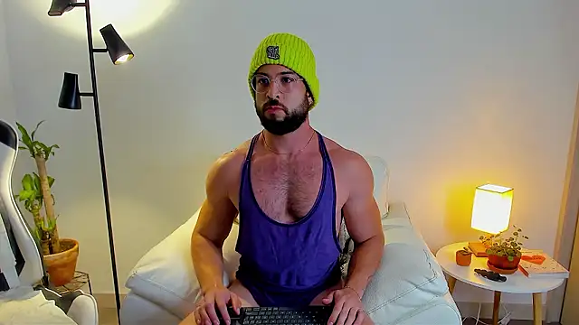 dafboy1 online show from 02-06-26, 05:56