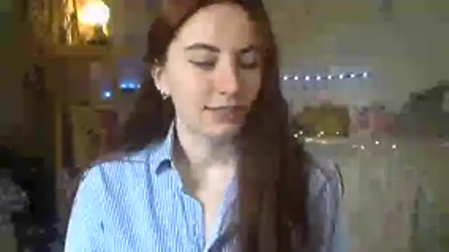 Snapshot of Ember_sweet chatting on 03-26-26, 09:04 Ember sweet online show from 03-26-26, 09:04