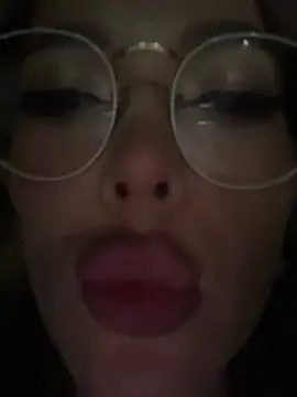 Snapshot of KylieJoyce chatting on 12-29-24, 08:04 KylieJoyce online show from 12-29-24, 08:04