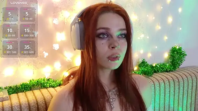 ValBae online show from 12-15-25, 10:03