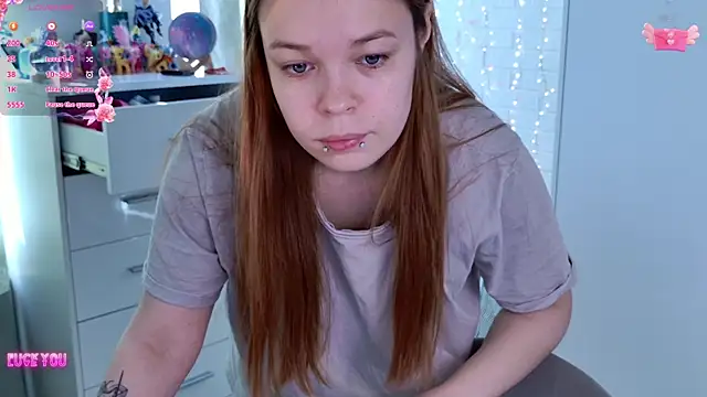 ValBae online show from 04-26-26, 06:44