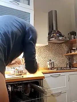 Snapshot of Frabox65 chatting on 12-03-24, 06:15 Frabox65 online show from 12-03-24, 06:15