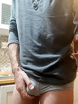 Snapshot of Frabox65 chatting on 03-14-25, 05:59 Frabox65 online show from 03-14-25, 05:59