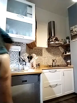 Snapshot of Frabox65 chatting on 11-17-25, 05:57 Frabox65 online show from 11-17-25, 05:57