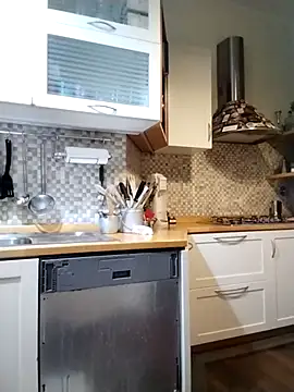 Snapshot of Frabox65 chatting on 11-22-25, 06:01 Frabox65 online show from 11-22-25, 06:01