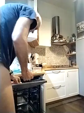 Snapshot of Frabox65 chatting on 01-09-26, 06:05 Frabox65 online show from 01-09-26, 06:05