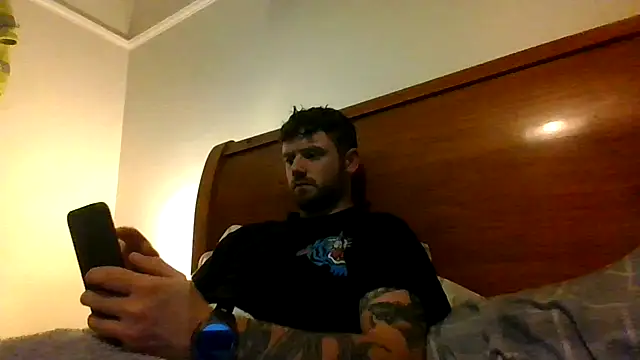 Snapshot of constantlyhorny69 chatting on 10-07-25, 03:42 constantlyhorny69 online show from 10-07-25, 03:42