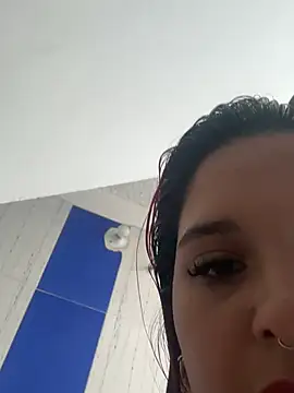 victoria18x online show from 12-28-24, 03:37