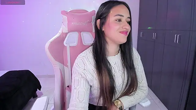 Snapshot of Tinylottie chatting on 09-29-25, 03:50 Tinylottie online show from 09-29-25, 03:50