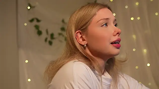 april blush online show from 02-04-25, 07:00