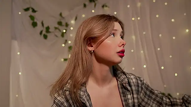 april blush online show from 02-08-25, 01:01