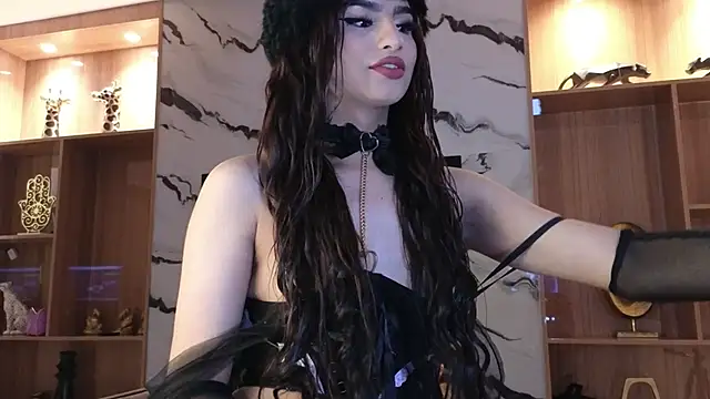 Sophia Cambpell online show from 11-29-25, 09:51