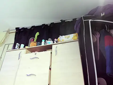 alanaanddaphne online show from 02-07-25, 12:31