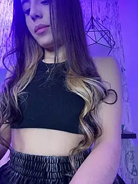 AbyThompson online show from 03-18-25, 12:16