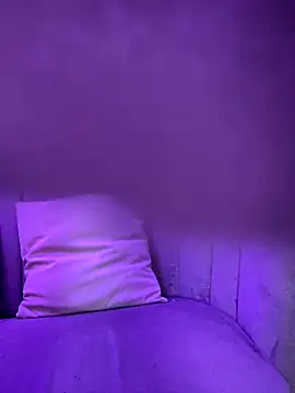 AbyThompson online show from 09-15-25, 12:05