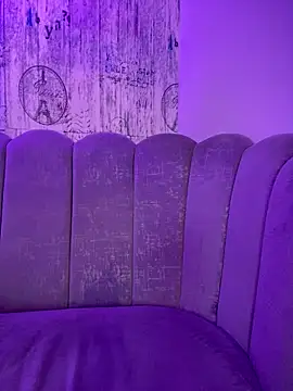 AbyThompson online show from 09-30-25, 12:15