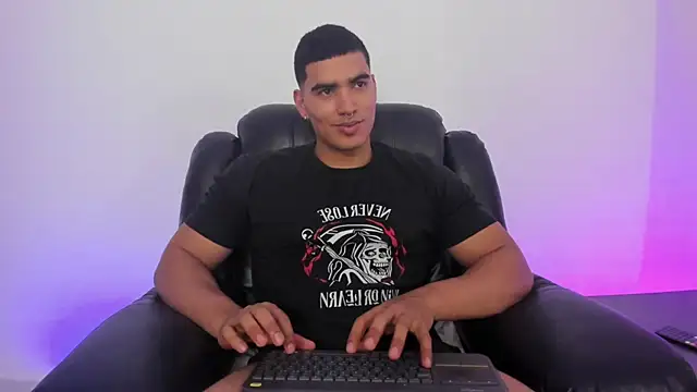 JamesGraay online show from 01-11-25, 06:35