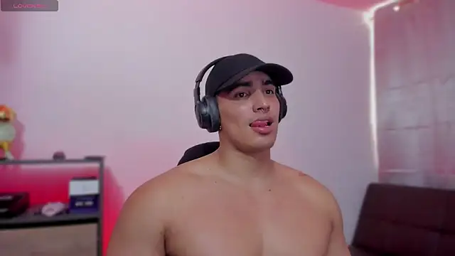 JamesGraay online show from 10-04-25, 11:52