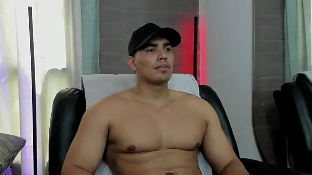 JamesGraay online show from 12-17-25, 06:14