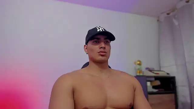 JamesGraay online show from 03-04-26, 02:06