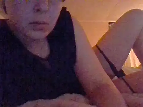 Snapshot of KatieBARBiE98 chatting on 03-11-25, 01:59 KatieBARBiE98 online show from 03-11-25, 01:59