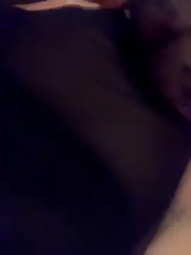 Snapshot of KatieBARBiE98 chatting on 10-10-25, 11:59 KatieBARBiE98 online show from 10-10-25, 11:59