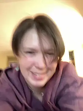 Snapshot of KatieBARBiE98 chatting on 12-18-25, 08:04 KatieBARBiE98 online show from 12-18-25, 08:04