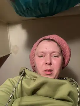 KatieBARBiE98 online show from 01-18-26, 06:39