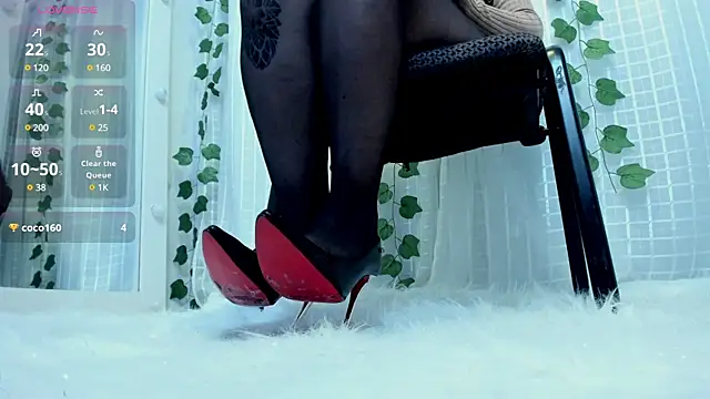 Madeleine  w online show from 03-03-25, 01:53