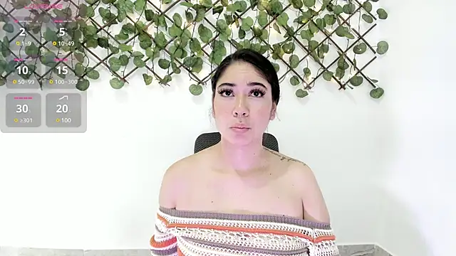 Madeleine  w online show from 03-17-25, 11:21