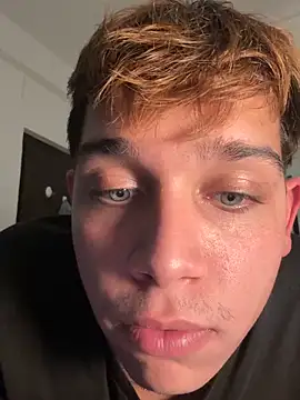 Snapshot of calleaaaa chatting on 10-09-25, 04:27 calleaaaa online show from 10-09-25, 04:27