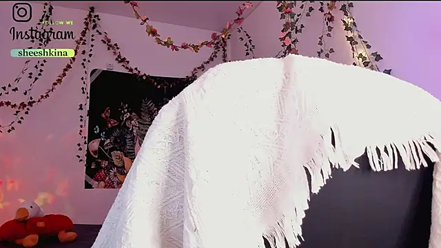 Snapshot of somejgirl chatting on 01-12-25, 07:21 somejgirl online show from 01-12-25, 07:21