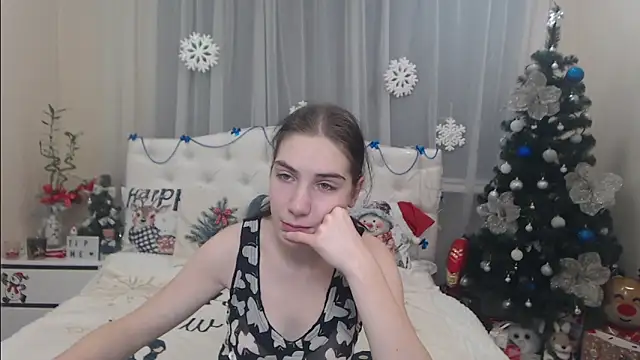 Snapshot of NikaStark_ chatting on 01-05-25, 07:28 NikaStark  online show from 01-05-25, 07:28