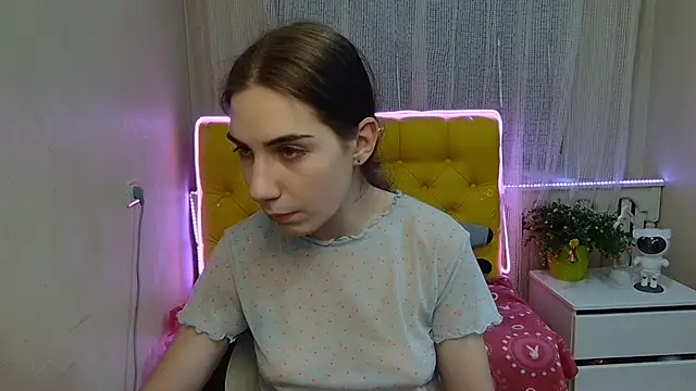 Snapshot of NikaStark_ chatting on 01-27-25, 10:27 NikaStark  online show from 01-27-25, 10:27