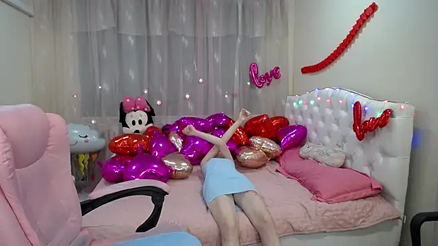 Snapshot of NikaStark_ chatting on 01-31-25, 01:43 NikaStark  online show from 01-31-25, 01:43