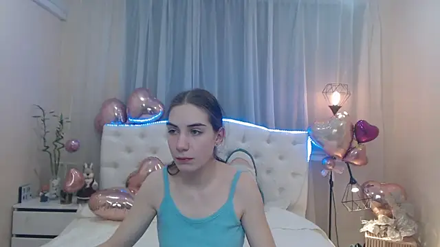 Snapshot of NikaStark_ chatting on 02-12-25, 07:35 NikaStark  online show from 02-12-25, 07:35