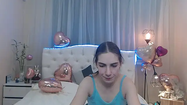 Snapshot of NikaStark_ chatting on 02-13-25, 02:01 NikaStark  online show from 02-13-25, 02:01