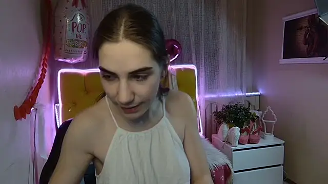 Snapshot of NikaStark_ chatting on 02-28-25, 11:56 NikaStark  online show from 02-28-25, 11:56