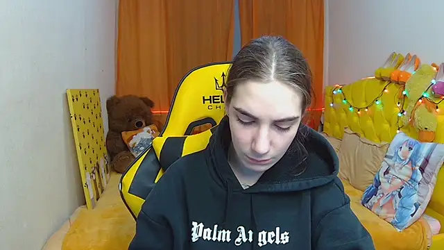 Snapshot of NikaStark_ chatting on 03-02-25, 02:41 NikaStark  online show from 03-02-25, 02:41