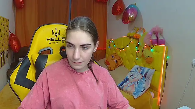 Snapshot of NikaStark_ chatting on 03-17-25, 07:15 NikaStark  online show from 03-17-25, 07:15