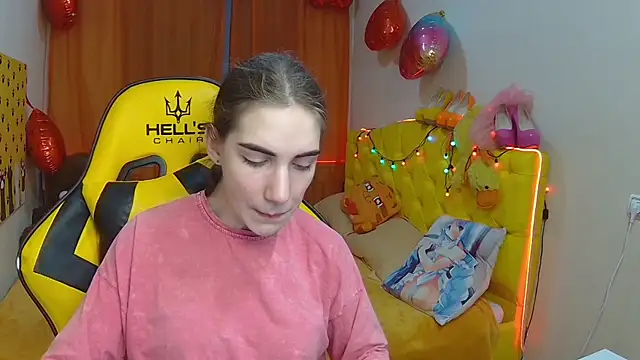 Snapshot of NikaStark_ chatting on 03-18-25, 01:21 NikaStark  online show from 03-18-25, 01:21