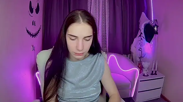 Snapshot of NikaStark_ chatting on 10-22-25, 06:29 NikaStark  online show from 10-22-25, 06:29