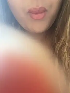 yassminsexy22 online show from 06-16-26, 11:35