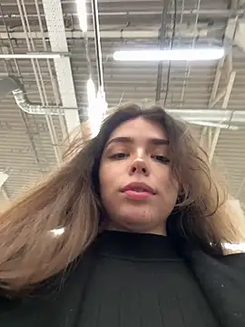 Snapshot of pantyless chatting on 10-04-25, 12:52 pantyless online show from 10-04-25, 12:52