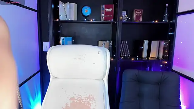 CamilaHarperr  online show from 12-04-24, 04:21