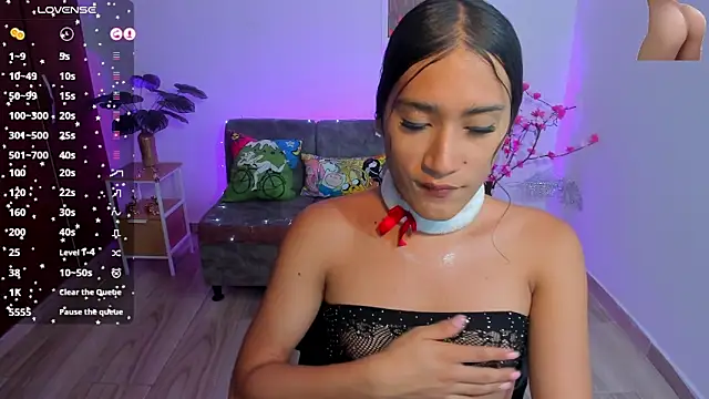 Snapshot of CamilaHarperr_ chatting on 05-16-26, 02:19 CamilaHarperr online show from 05-16-26, 02:19