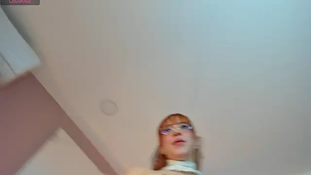 sweeet peach online show from 01-27-25, 12:01