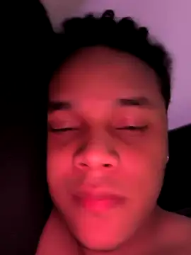 Snapshot of Ferneyv23 chatting on 10-05-25, 12:14 Ferneyv23 online show from 10-05-25, 12:14